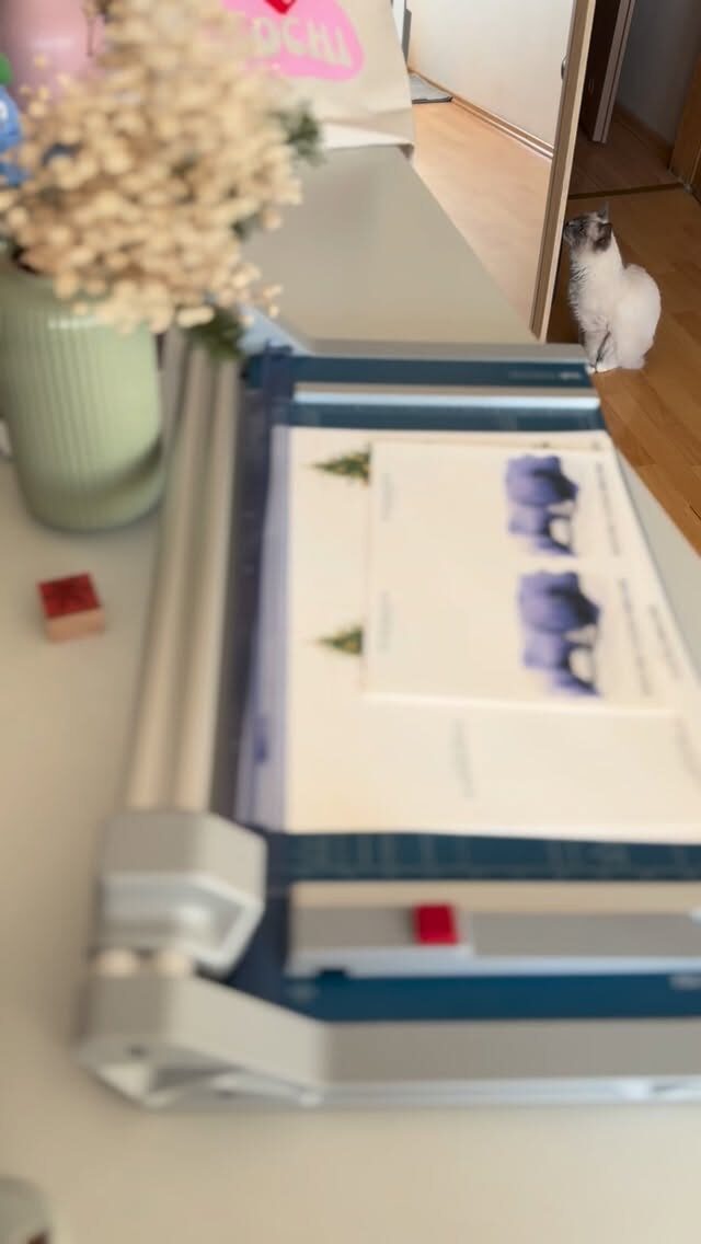 Instagram post from moni_greeting_cards. This post is in position 2.