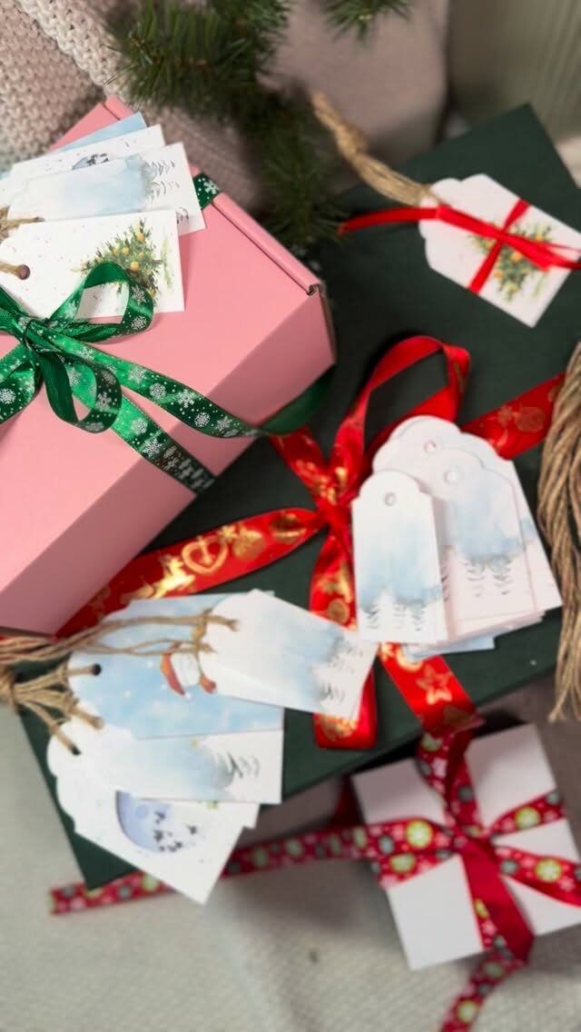 Instagram post from moni_greeting_cards. This post is in position 3.