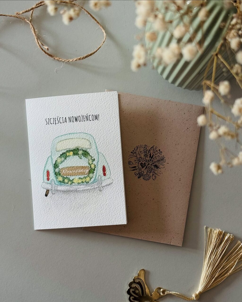 Instagram post from moni_greeting_cards. This post is in position 1.